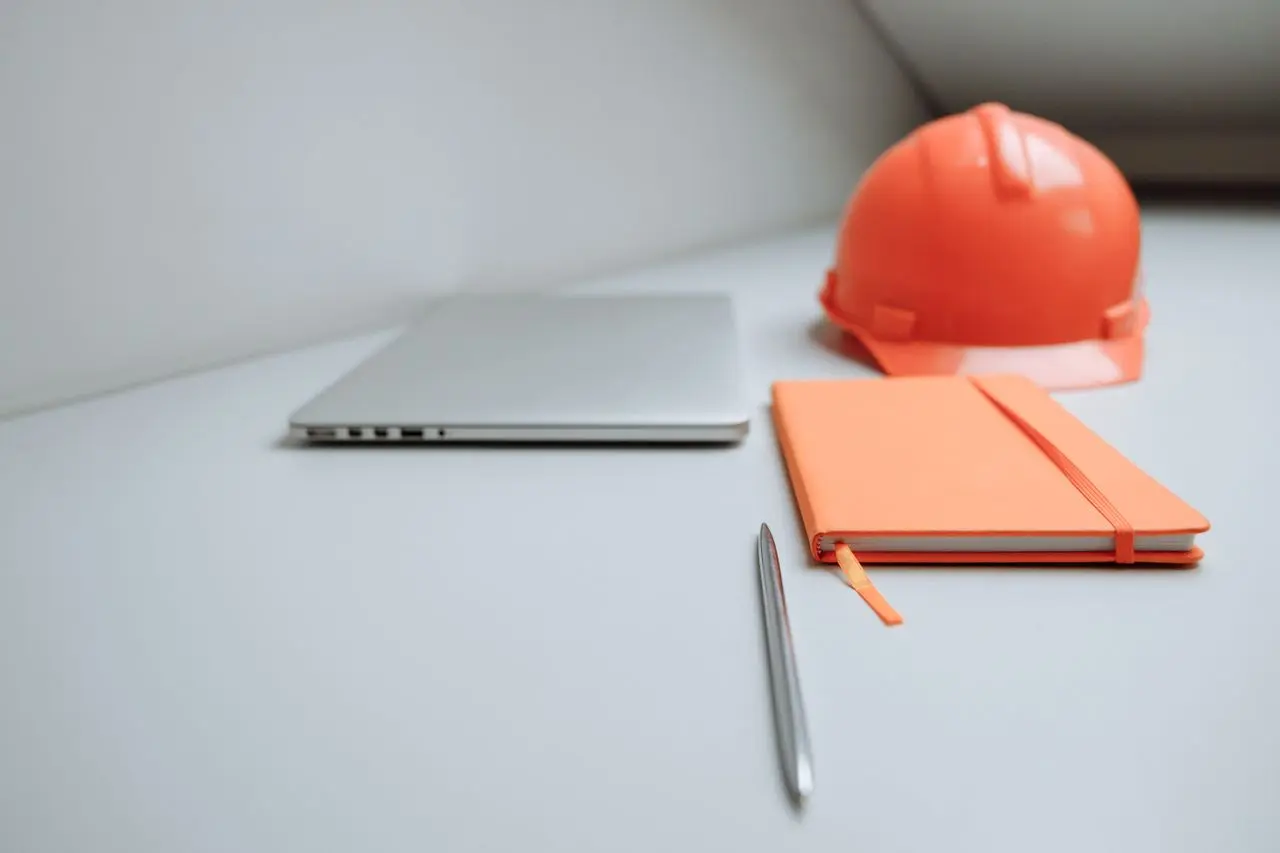 ISO 45001 – co to jest i jak wdrożyć normę w firmie? ISO 45001 – co to jest i jak wdrożyć normę w firmie?